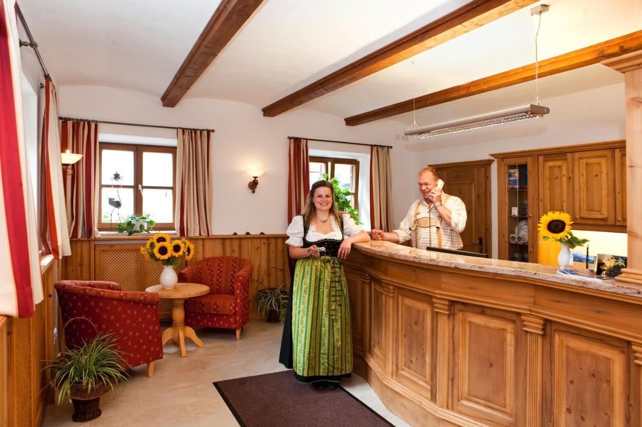 Metzgerei Gasthof Oberhauser - Hotel Zur Post Egling Dış mekan fotoğraf